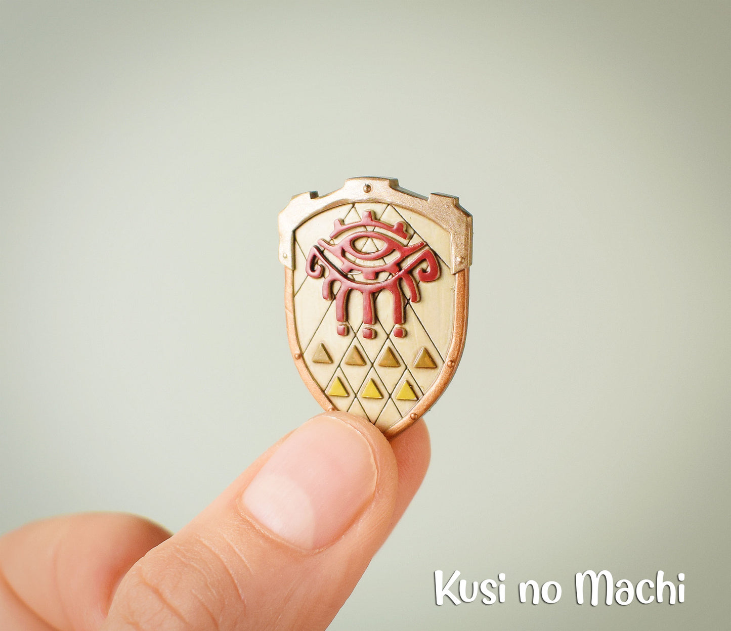 Pendentif Bouclier en bois Zelda