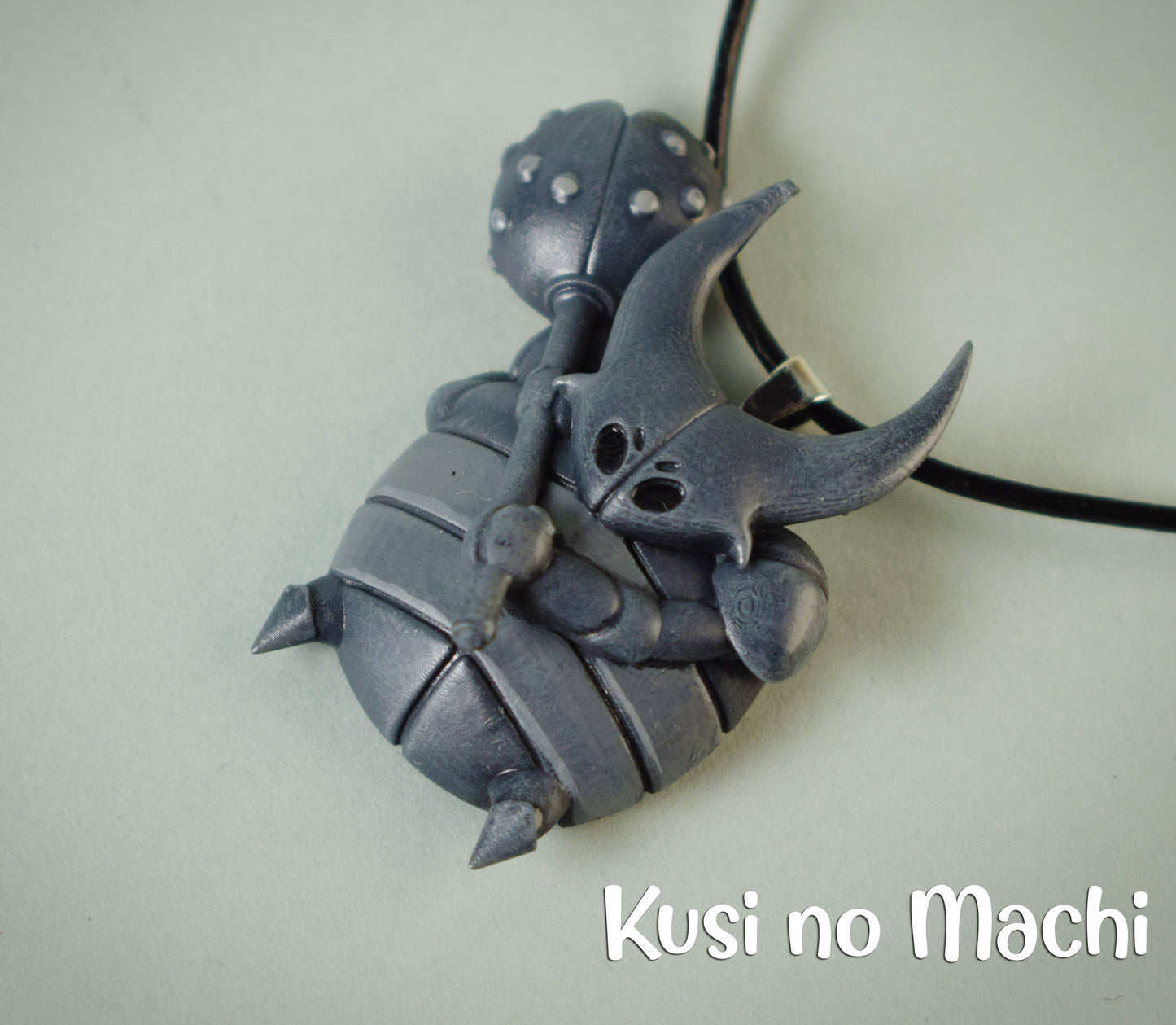 Pendentif False Knight