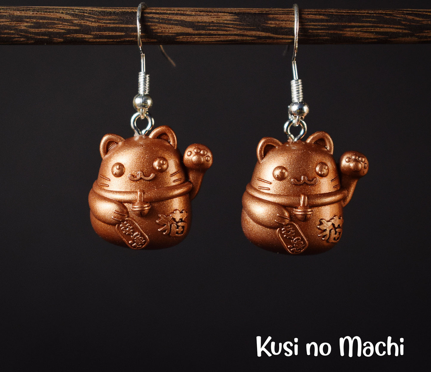 Boucle d'oreille Maneki Neko 招き猫