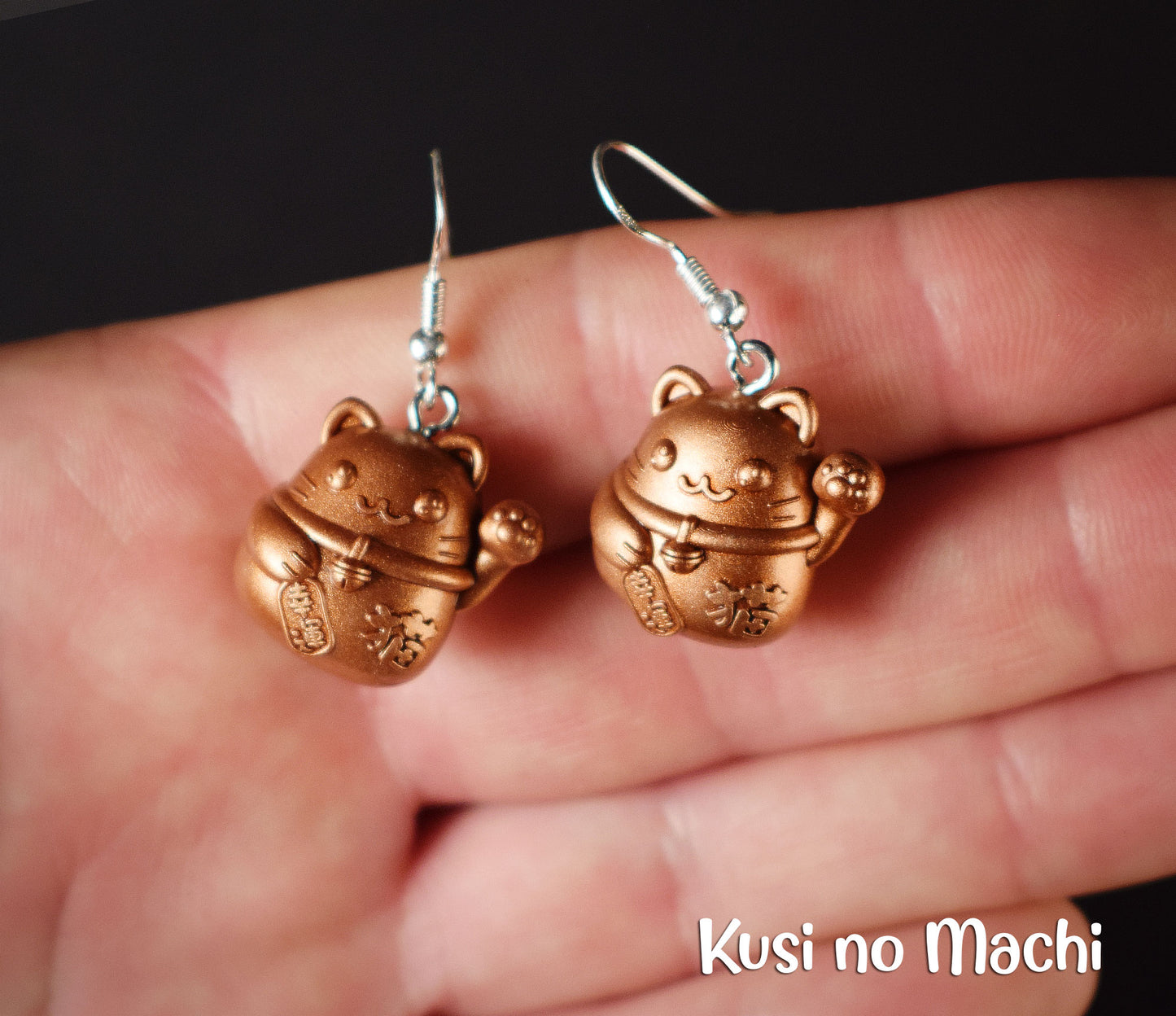 Boucle d'oreille Maneki Neko 招き猫