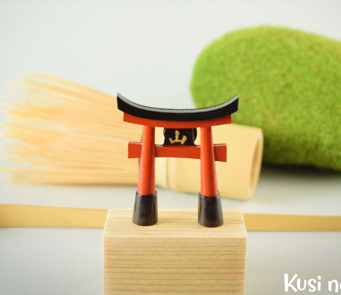 Pins Torii