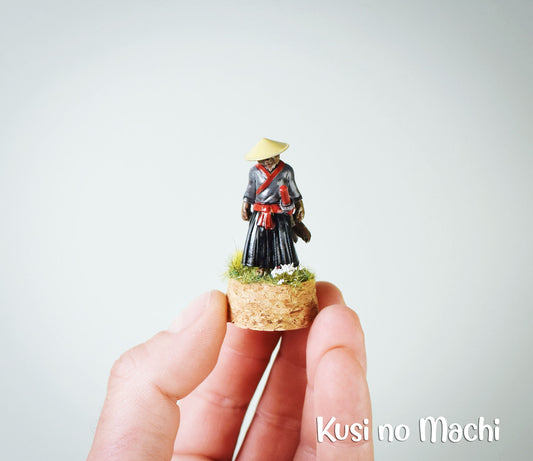 Mini Cloche Ronin