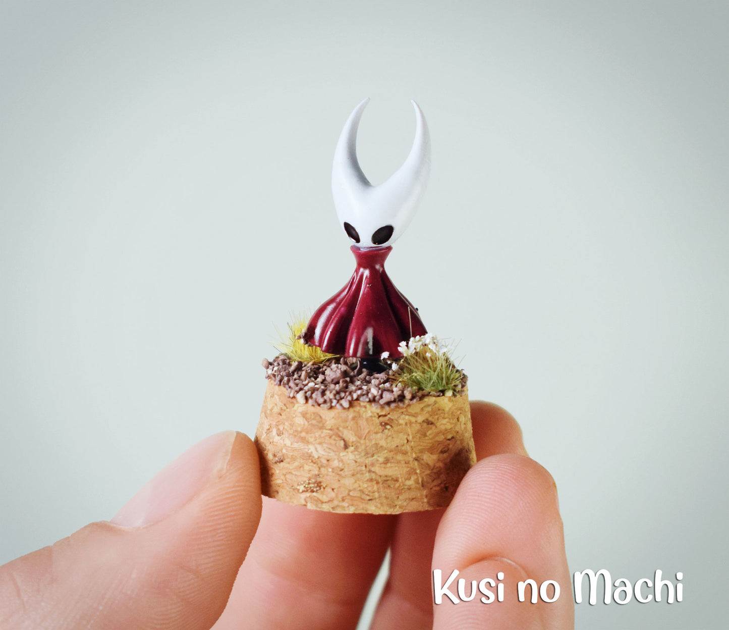 Mini Cloche Hornet